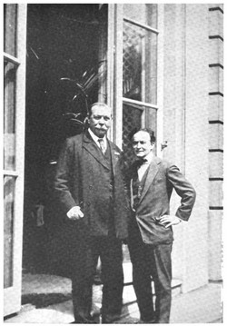 Fig 1: Sir Arthur Conan Doyle and Houdini Photographed at the Auto Club, London, England